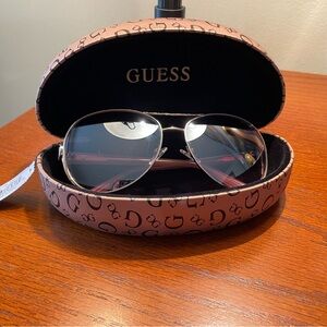 Rose Gold Guess Aviator Sunglasses with Rose Gold and Black Case NWT